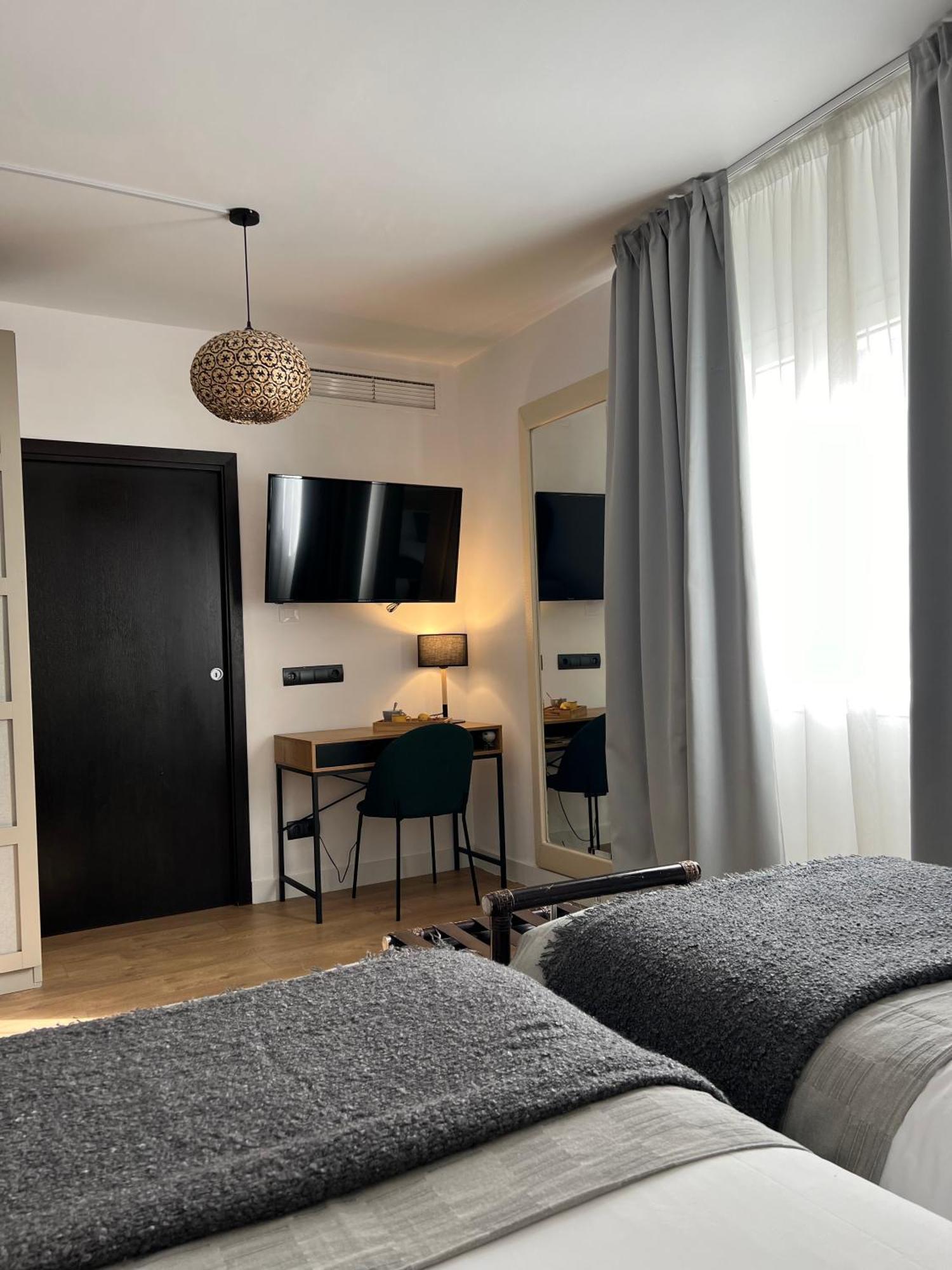 מאהון Hotel San Miguel Menorca מראה חיצוני תמונה