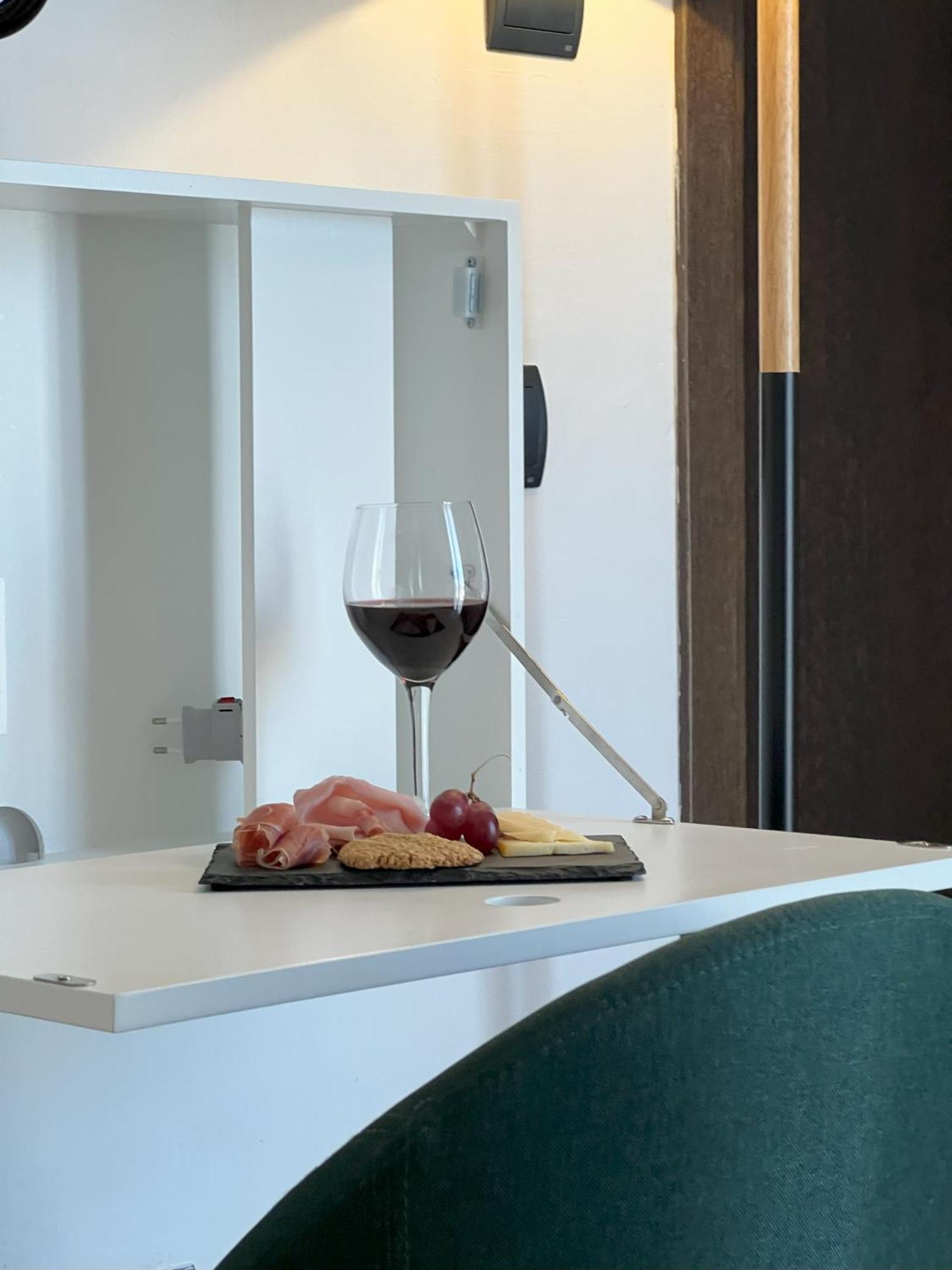 מאהון Hotel San Miguel Menorca מראה חיצוני תמונה